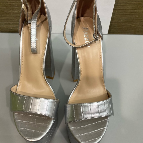 TOP Moda Shoes - Sexy Block Platform Heels/SOLD